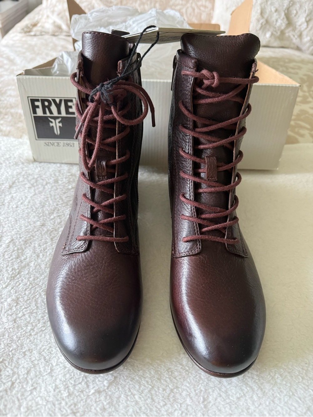 Frye Jillian Brown Leather Lace-Up Ankle Boots - NIB